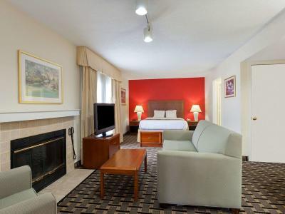 Hotel Hawthorn Suites By Wyndham Dearborn/Detroit MI - Bild 5