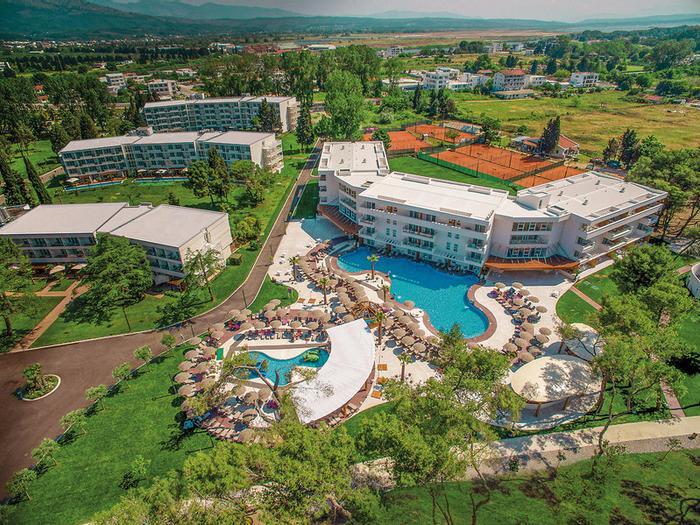 Hotel Azul Beach Resort Montenegro - Bild 1