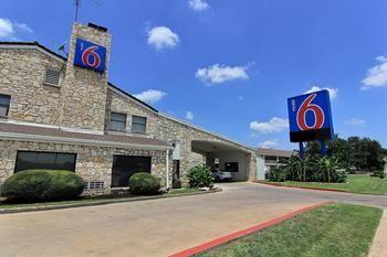 Hotel Motel 6 Austin Central - South/Univ. of TX - Bild 3