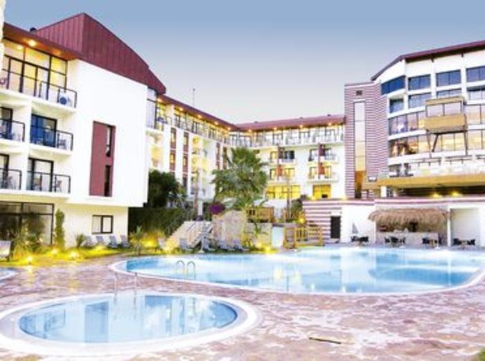 Piril Hotel Thermal & Beauty Spa - Bild 1