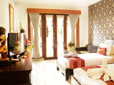 Hotel Puri Sindhu Mertha Suite - Bild 5