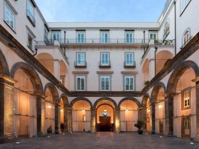 Hotel Palazzo Caracciolo Napoli - MGallery by Sofitel - Bild 5