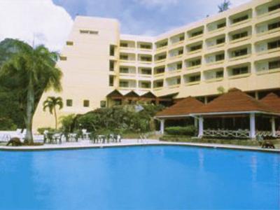 Hotel Berjaya Mahe Beach Resort - Bild 3