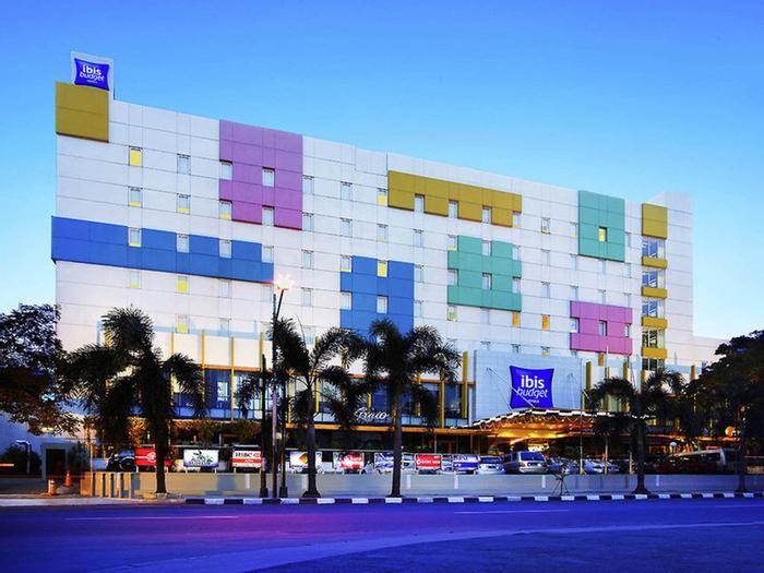 Hotel ibis budget Jakarta Cikini - Bild 1