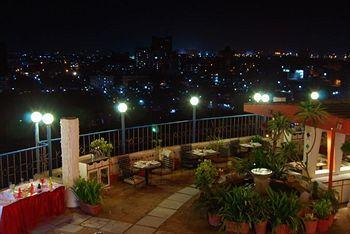 Hotel Lords Plaza Surat - Bild 4