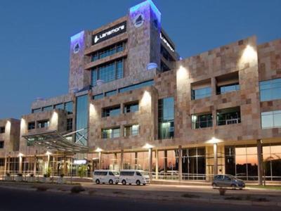 Protea Hotel Gaborone Masa Square - Bild 3