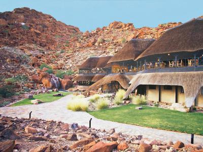 Hotel Twyfelfontein Country Lodge - Bild 4