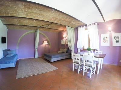 Hotel Boschi Di Montecalvi - Guest House - Bild 5