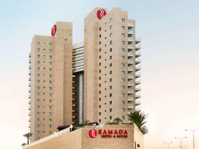 Ramada Hotel & Suites by Wyndham Netanya - Bild 2