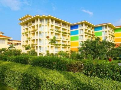 Hotel Resort Golden Palm Sanya - Bild 2