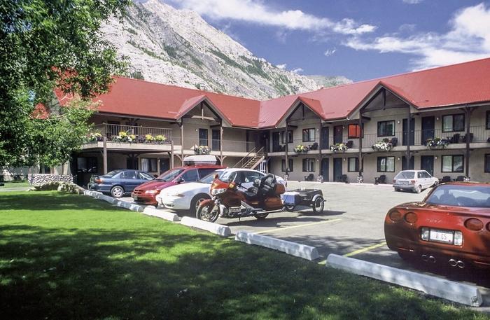 Hotel Aspen Village Inn - Bild 1