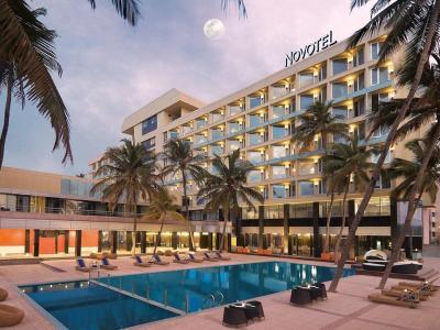 Hotel Novotel Mumbai Juhu Beach - Bild 2
