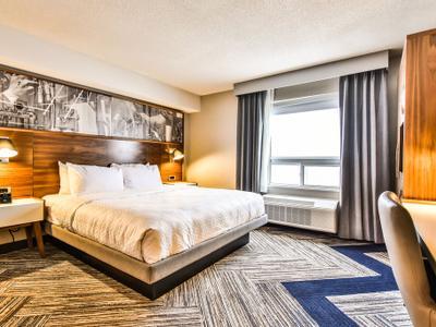 Hotel Four Points by Sheraton Toronto Airport East - Bild 2