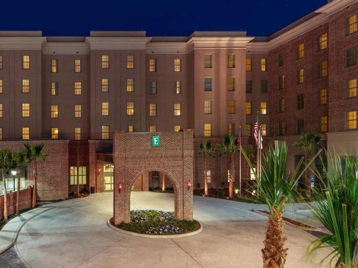 Hotel Embassy Suites by Hilton Savannah - Bild 1