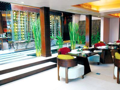 Hotel Chaweng Regent Beach Resort - Bild 3