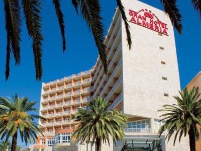 Gran Hotel Almería - Bild 3
