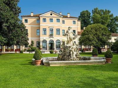 Best Western Plus Hotel Villa Tacchi - Bild 2