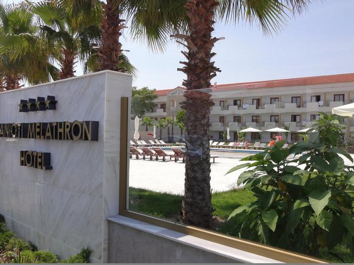 Hotel Hanioti Melathron - Bild 1