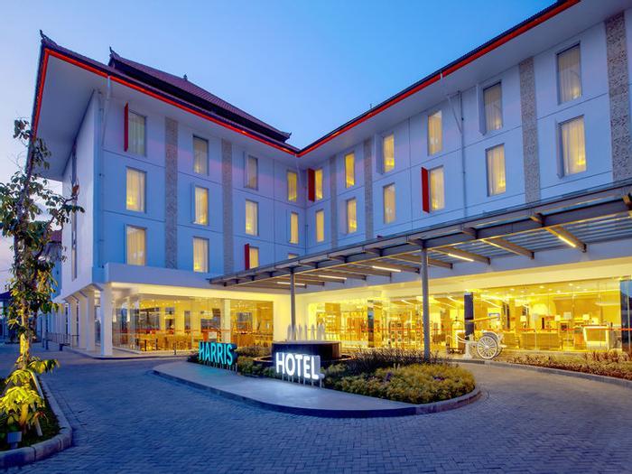 HARRIS Hotel & Conventions Denpasar Bali - Bild 1