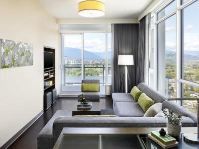 Hotel Element Vancouver Metrotown - Bild 3