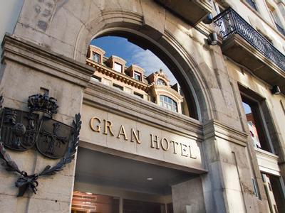 Atiram Gran Hotel España - Bild 2