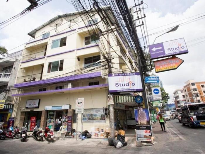 Hotel Studio Central Pattaya By iCheck inn - Bild 1