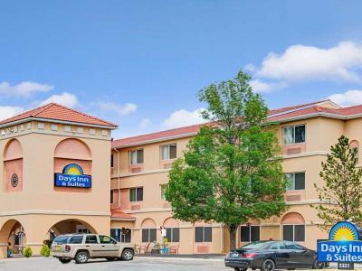 Hotel Days Inn & Suites by Wyndham Airport Albuquerque - Bild 2