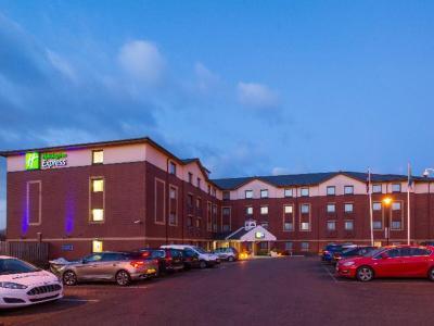 Hotel Holiday Inn Express Bristol-North - Bild 4
