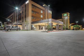 Hotel Home2 Suites by Hilton Dallas Grand Prairie - Bild 4