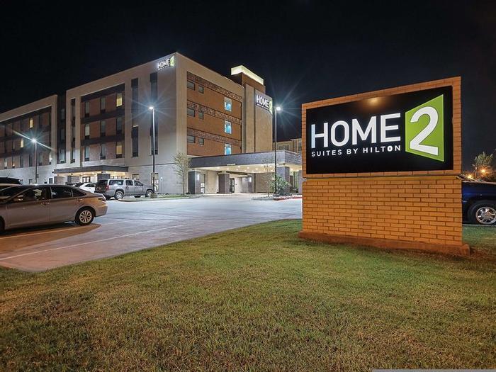 Home2 Suites by Hilton Dallas Grand Prairie - Bild 1
