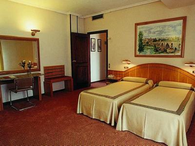 Hotel Zenit Dos Infantas - Bild 3