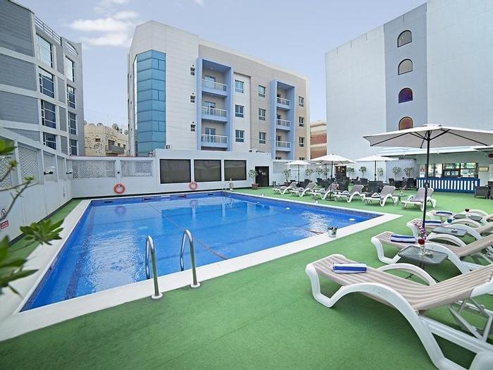 Hotel Ramada by Wyndham Bahrain - Bild 1