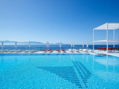 Dimitra Beach Hotel & Suites - Bild 2