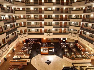 Hotel Embassy Suites Louisville - Bild 2