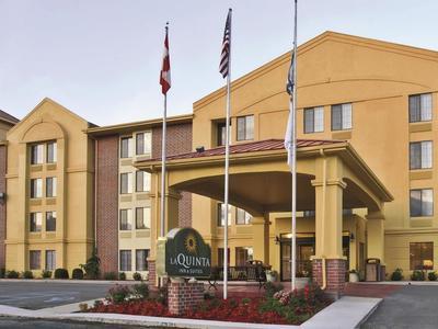 Hotel La Quinta Inn & Suites By Wyndham Summersville - Bild 2