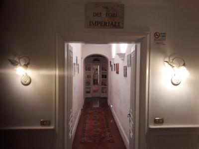 Hotel Accommodation Roma Imperiale - Bild 2