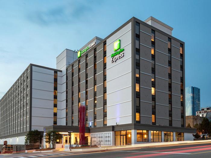 Hotel Holiday Inn Express Nashville Downtown - Bild 1