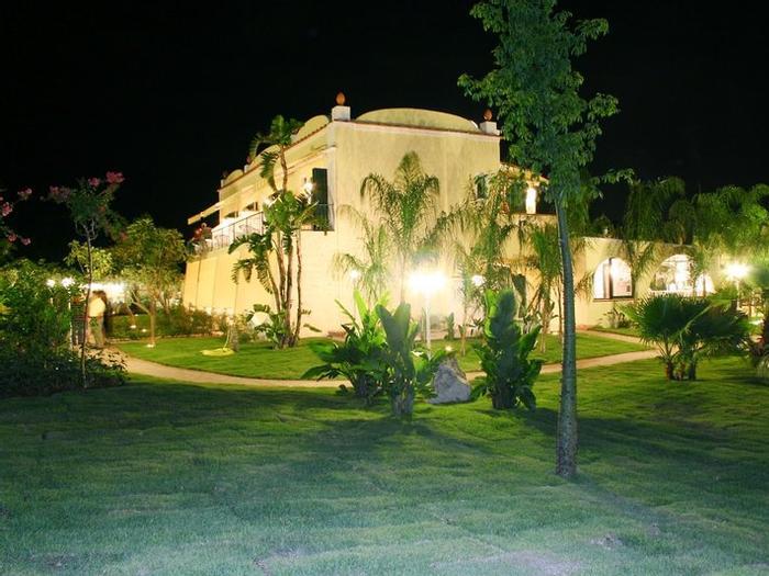 Park Hotel La Villa - Bild 1