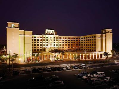 DoubleTree Suites by Hilton Hotel Anaheim Resort - Convention Center - Bild 3