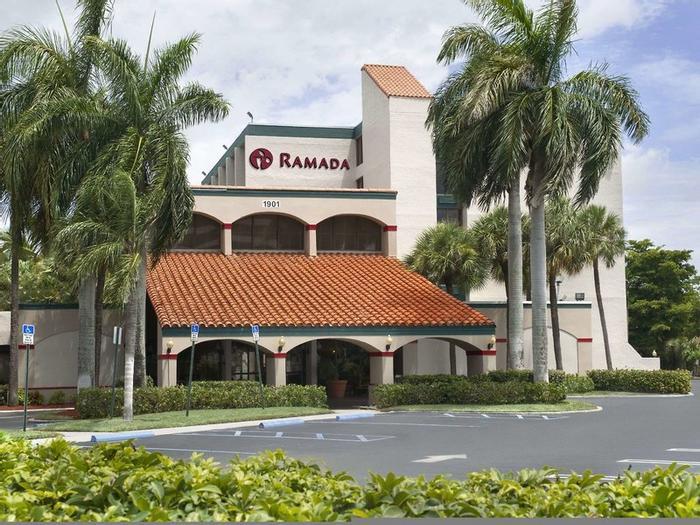 Hotel Ramada by Wyndham West Palm Beach Airport - Bild 1