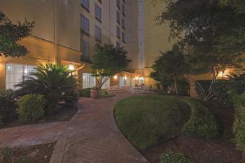 Hotel La Quinta Inn & Suites by Wyndham San Antonio Airport - Bild 3