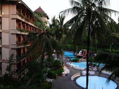 The Jayakarta Yogyakarta Hotel & Spa - Bild 4