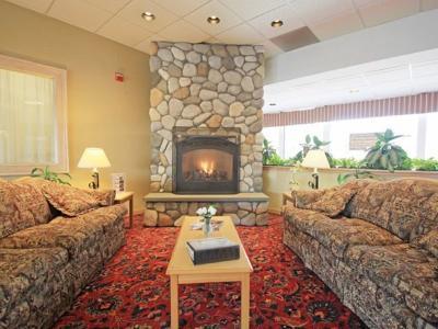 Hotel Fireside Inn & Suites - Bild 3
