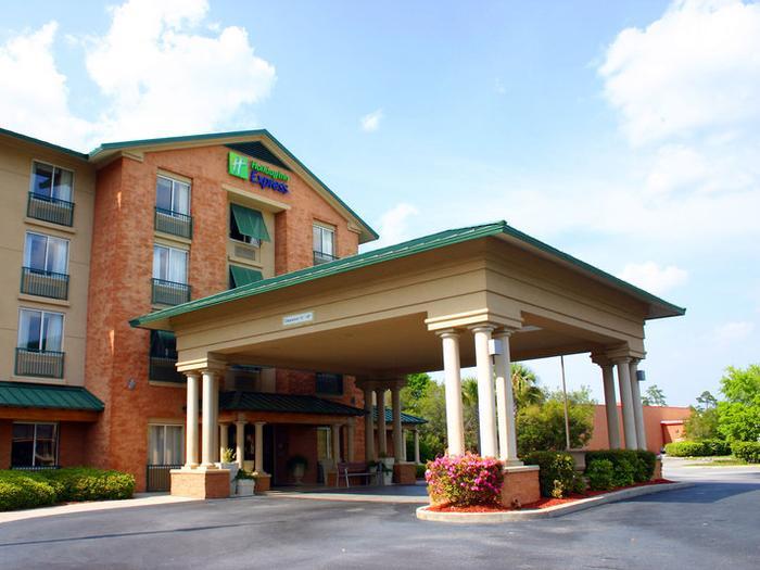 Hotel Holiday Inn Express & Suites Bluffton @ Hilton Head Area - Bild 1