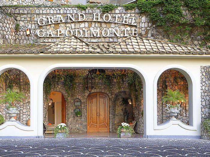 Grand Hotel Capodimonte - Bild 1