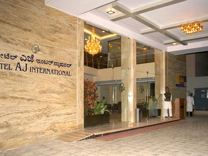 Hotel AJ International - Bild 1