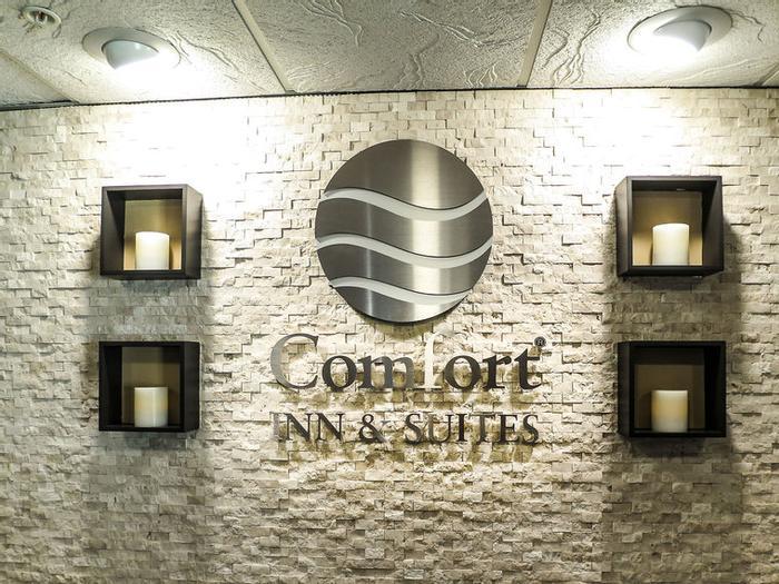 Hotel Comfort Inn & Suites - Bild 1