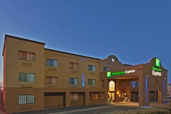 Hotel Ramada by Wyndham Santa Fe - Bild 4