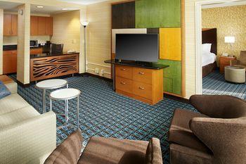Hotel Fairfield Inn & Suites by Marriott Cleveland Beachwood - Bild 5