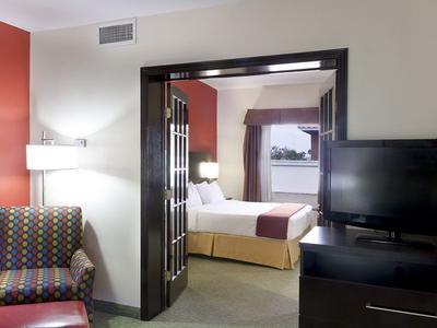 Holiday Inn Express Hotel & Suites Brownsville - Bild 3